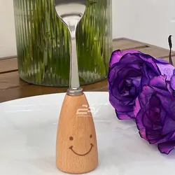 چنگال دسته چوبی طرح لبخند