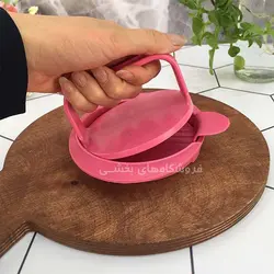 همبرگر زن دستی پلاستیکی