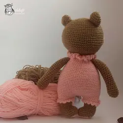 عروسک بافتنی خرس مدل مولی کد 08 - فروشگاه شیبافت