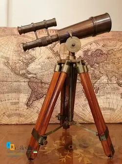 دوربین نجومی قدیمی