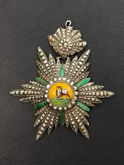 مدال 6 پر همایونی