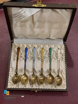 ست قاشق نقره ، مینا