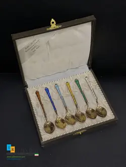 ست قاشق نقره ، مینا