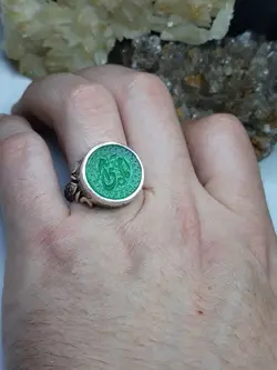 انگشتر مردانه عقیق سبز خطی کد 670