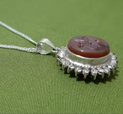 گردن آویز نقره عقیق سرخ یمنی + حرز امام جواد علیه السلام روی پوست آهو کد58