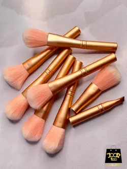 شوت رژ گونه و سایه