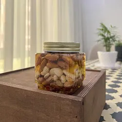 عسل چهار مغز ارگانیک - فروشگاه عسل بیزی بی