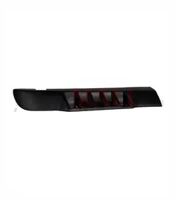گوشه پلاستیکی زیر شیشه جلو کوراندو R | Ssangyong Genuine Parts | 7946606001