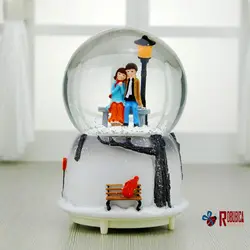 گوی موزیکال قرار برفی