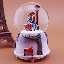 گوی موزیکال قرار برفی