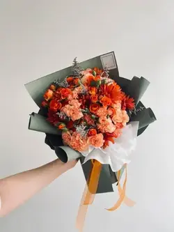 قیمت و خرید دسته گل نارنجی(رز مینیاتوری داوودی ومیخک نارنجی)