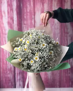 قیمت و خرید دسته گل بابونه و ژیپسوفیلا بهترین کیفیت