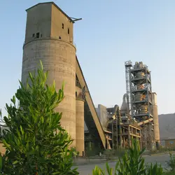 سیمان سفید 40 کیلویی لارستان - AtayTrading