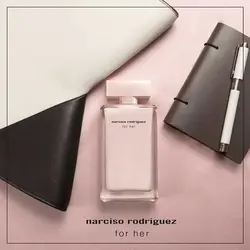 عطر ادکلن مینی نارسیس(نارسیسو) رودریگز زنانه صورتی روونا | Narciso Rodriguez for Her Rovena حجم 30 میل استوانه ای