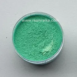 پودری صدفی سبز چمنی