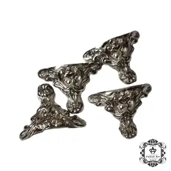 پایه سینی سه گوش (نقره ای)