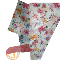 حریر چاپی طرح گل پنچ پر دو متر