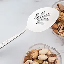 قاشق زيتون مدل رُم مات پاشا