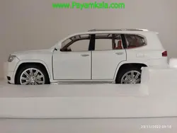 (جعبه دار) ماکت فلزی لندکروز (LANDCRUISER 300 1:24) سفید