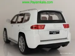 (جعبه دار) ماکت فلزی لندکروز (LANDCRUISER 300 1:24) سفید