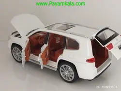 (جعبه دار) ماکت فلزی لندکروز (LANDCRUISER 300 1:24) سفید
