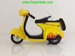 اسباب بازی ماکت عقب کش (M2211) موتور وسپا زرد