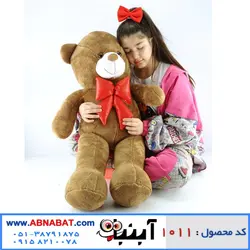 عروسک خرس  قهوه ای یک متری پاپیون چرمی