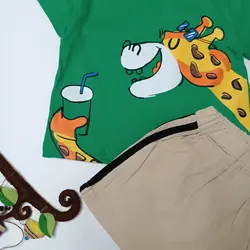 زرافه سبز و آبی