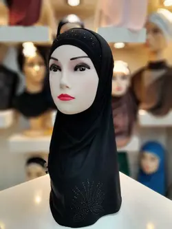 مقنعه دوتیکه ریون نگین دار - مشکی