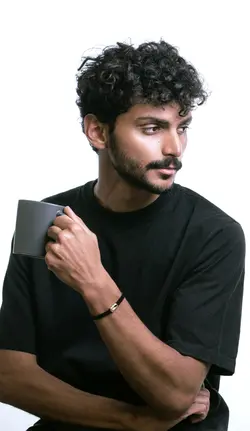 دستنبد نئور