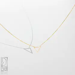 گردنبند مثلث