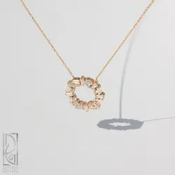 گردنبند کریستال یخ