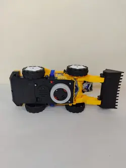 بولدوزر تبدیل شو به ربات موزیکال و صدادار ترنسفورمر