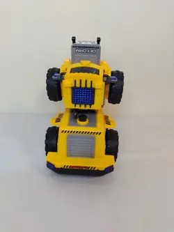 بولدوزر تبدیل شو به ربات موزیکال و صدادار ترنسفورمر