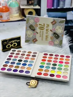 پالت سایه مدل کتابی 70تایی مارک mi weiwei - وانسی پلاس اصفهان