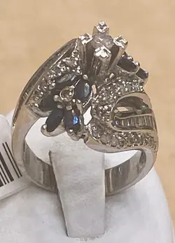 انگشتر جواهر