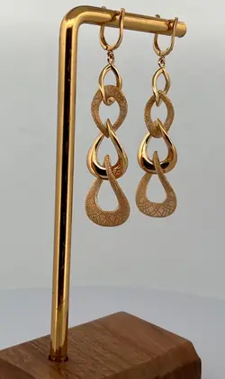 گوشواره روبرتو