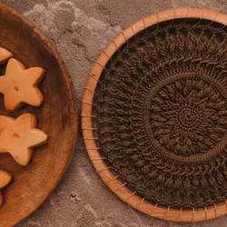 دیوارکوب قلاب بافی شده، قهوه ای