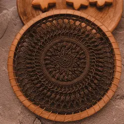 دیوارکوب قلاب بافی شده، قهوه ای