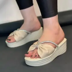 صندل لژدار زنانه پروانه نگینی