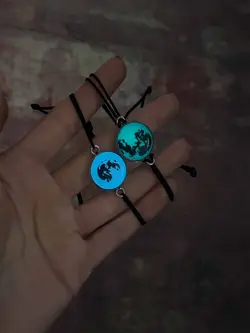 دستبند ماه بلک لایت