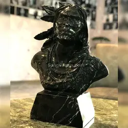 مجسمه سنگی سرخپوست