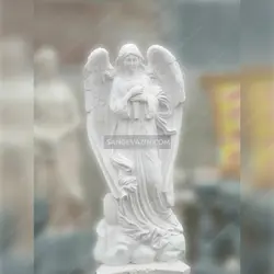 مجسمه فرشته سنگی