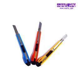 کاتر کوچک پلاستیکی