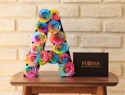 باکس گل حروف K | سفارش آنلاین گل از فلوریا | ارسال گل در تهران