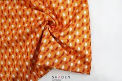 پارچه کرپ نخ طرح پاییزی مدل Cn182