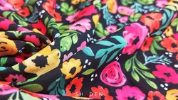 پارچه کرپ حریر گلدار مدل Ch152