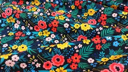 پارچه کرپ مازراتی گلدار مدل Ma143