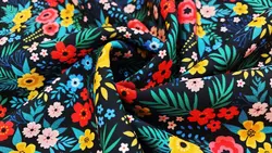 پارچه کرپ مازراتی گلدار مدل Ma143