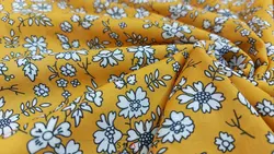 پارچه کرپ حریر گلدار مدل Ch128